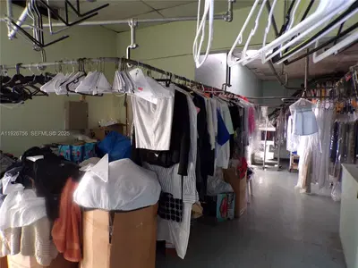 Established Dry Cleaning Service with Turnkey Operations