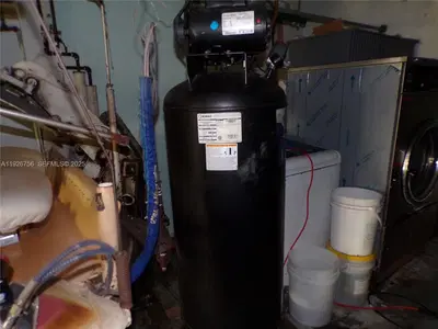 Established Dry Cleaning Service with Turnkey Operations