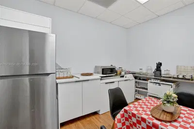 Turnkey Beauty Studio with Individual Suites for Rental Income