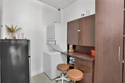 Established Beauty Salon with Loyal Clientele