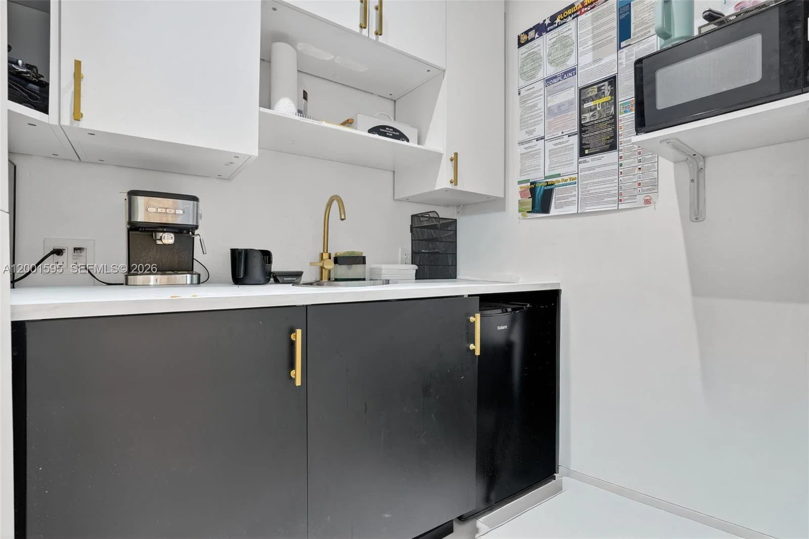 Thriving Nail Salon and Spa with Loyal Clientele