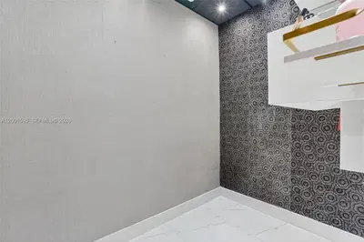 Thriving Nail Salon and Spa with Loyal Clientele