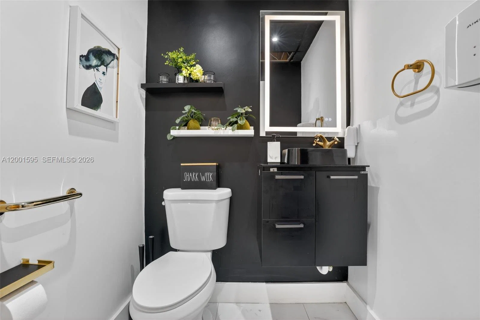 Thriving Nail Salon and Spa with Loyal Clientele