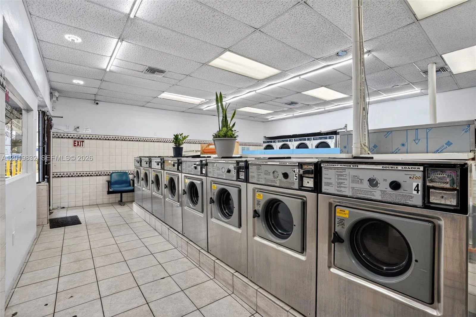 Established Coin Laundry with Strong Commercial Accounts