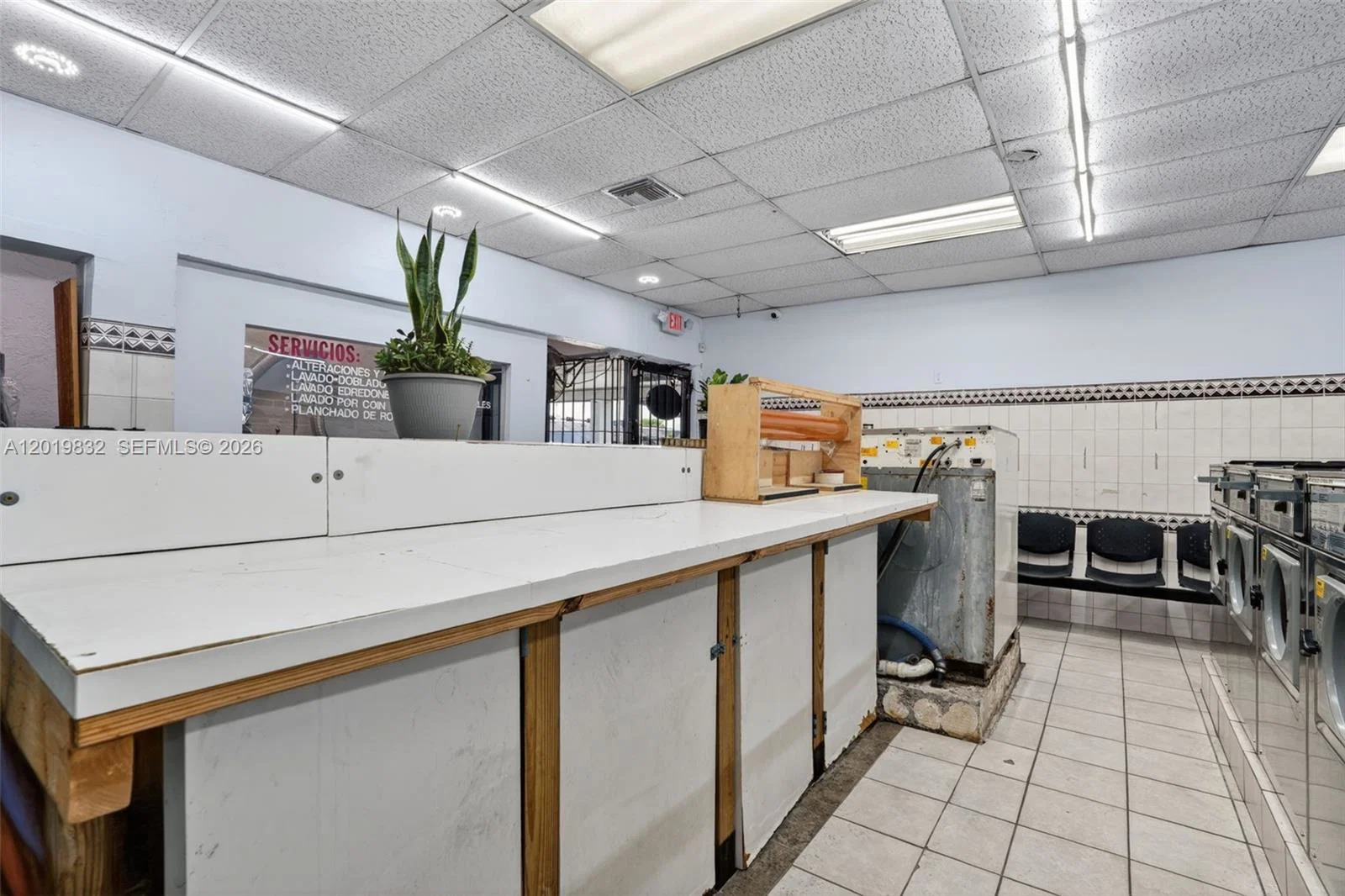 Established Coin Laundry with Strong Commercial Accounts