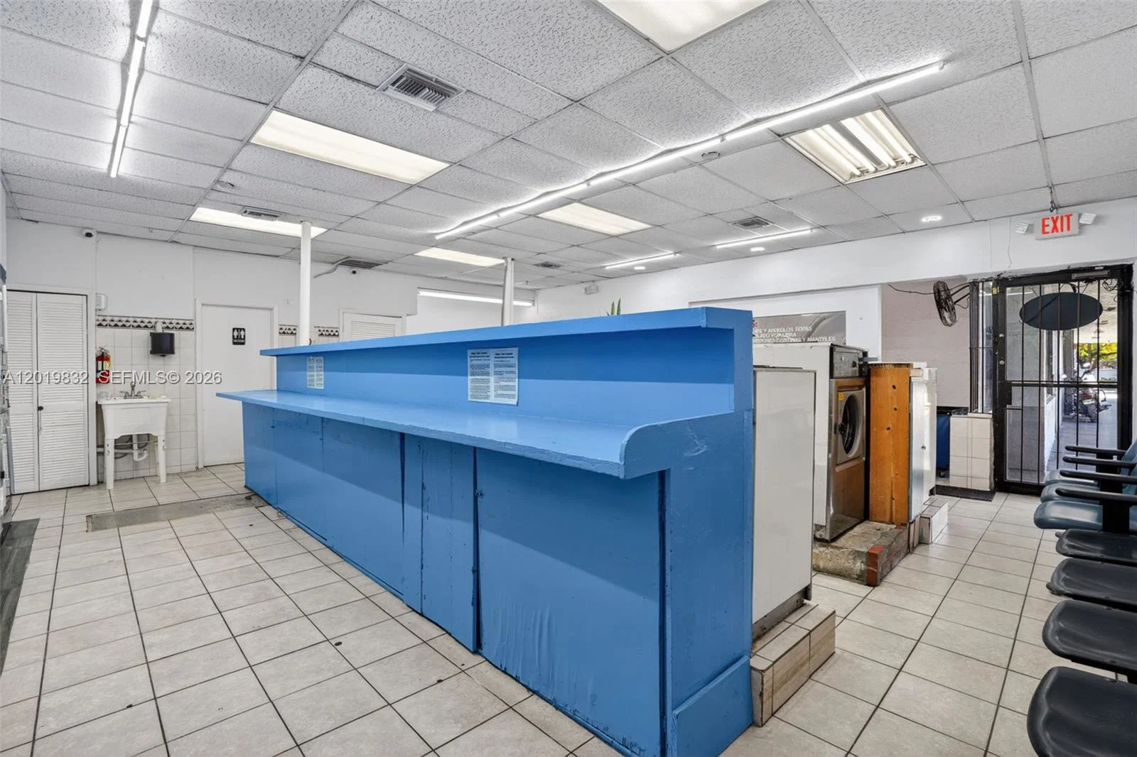 Established Coin Laundry with Strong Commercial Accounts