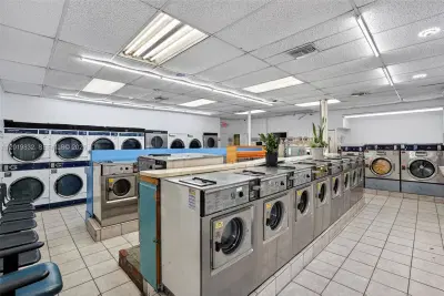 Established Coin Laundry with Strong Commercial Accounts