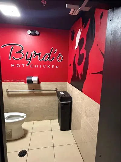 Turnkey Restaurant with Prime Boynton Beach Location