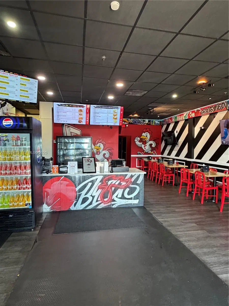Turnkey Restaurant with Prime Boynton Beach Location