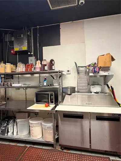 Turnkey Restaurant with Prime Boynton Beach Location