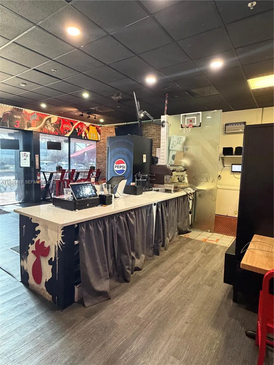 Turnkey Restaurant with Prime Boynton Beach Location