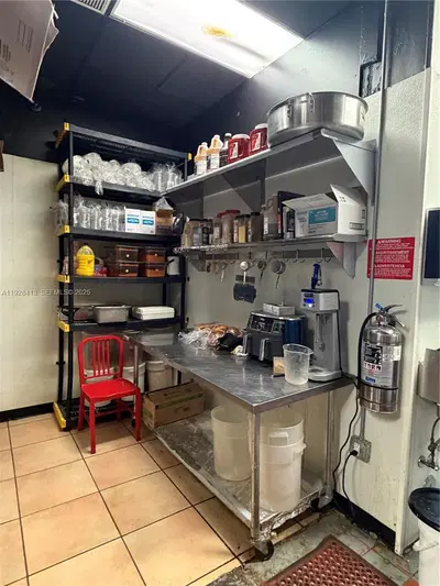 Turnkey Restaurant with Prime Boynton Beach Location