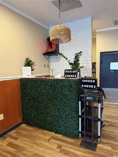 Turnkey Restaurant with Full Buildout