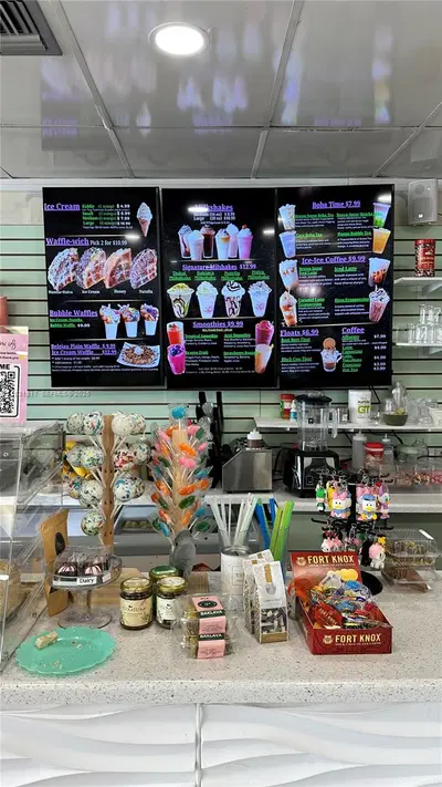 Niche Kosher Dessert Shop with Loyal Clientele