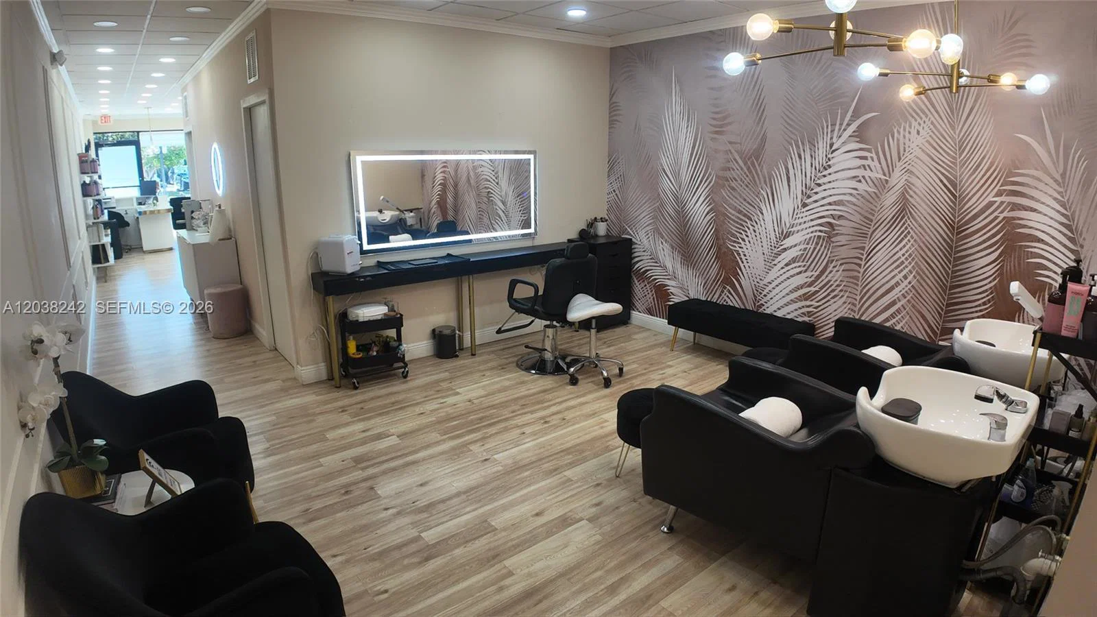 Turnkey Beauty Studio Assets with Active Licenses and Lease