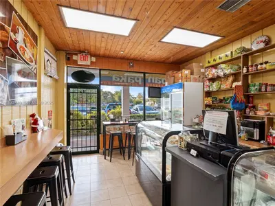 Established Bakery with Strong Growth Potential