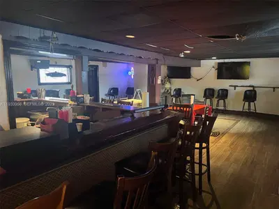 Established Bar and Restaurant with a Highly Sought After 4COP Liquor License