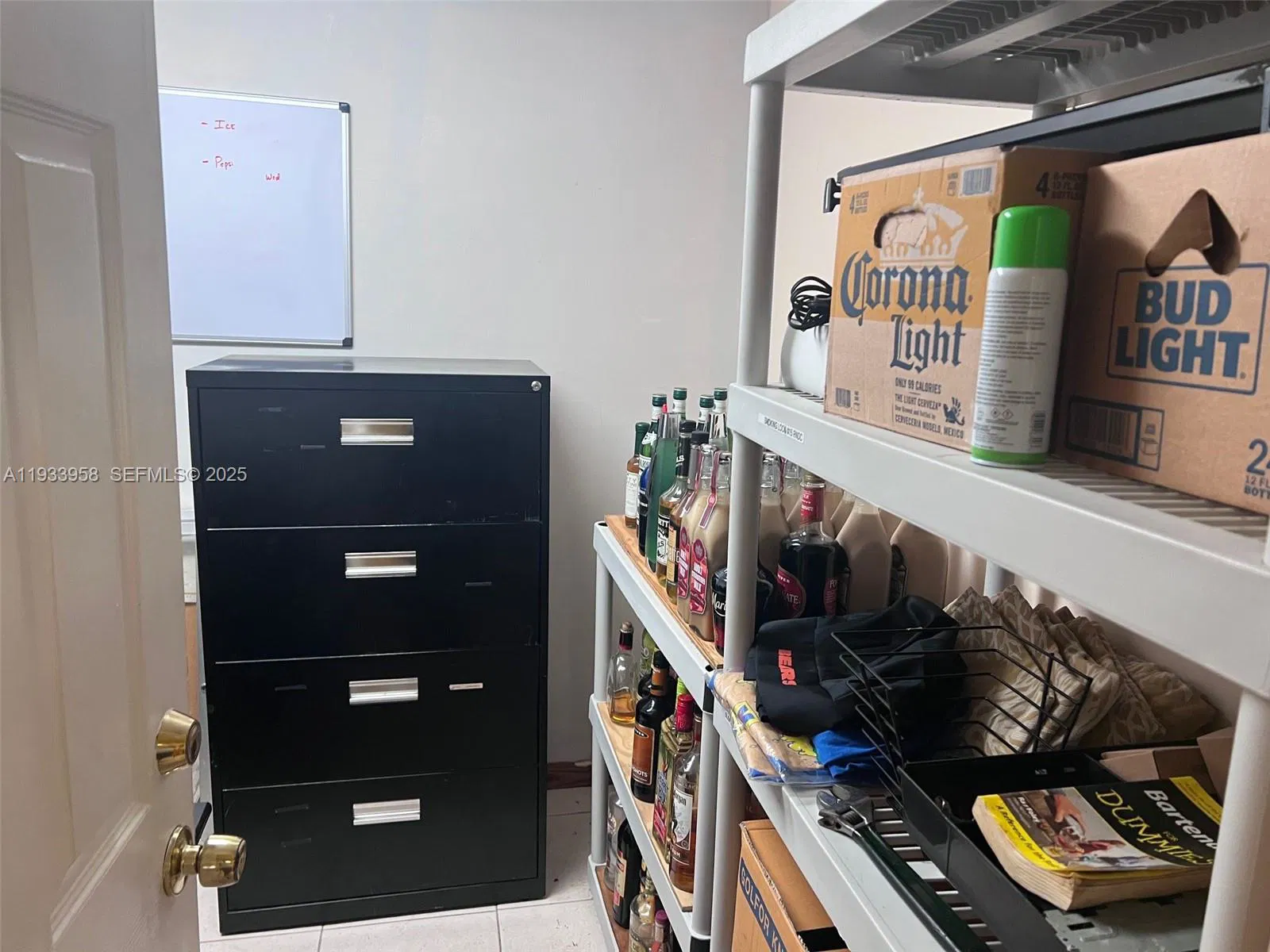 Established Bar and Restaurant with a Highly Sought After 4COP Liquor License