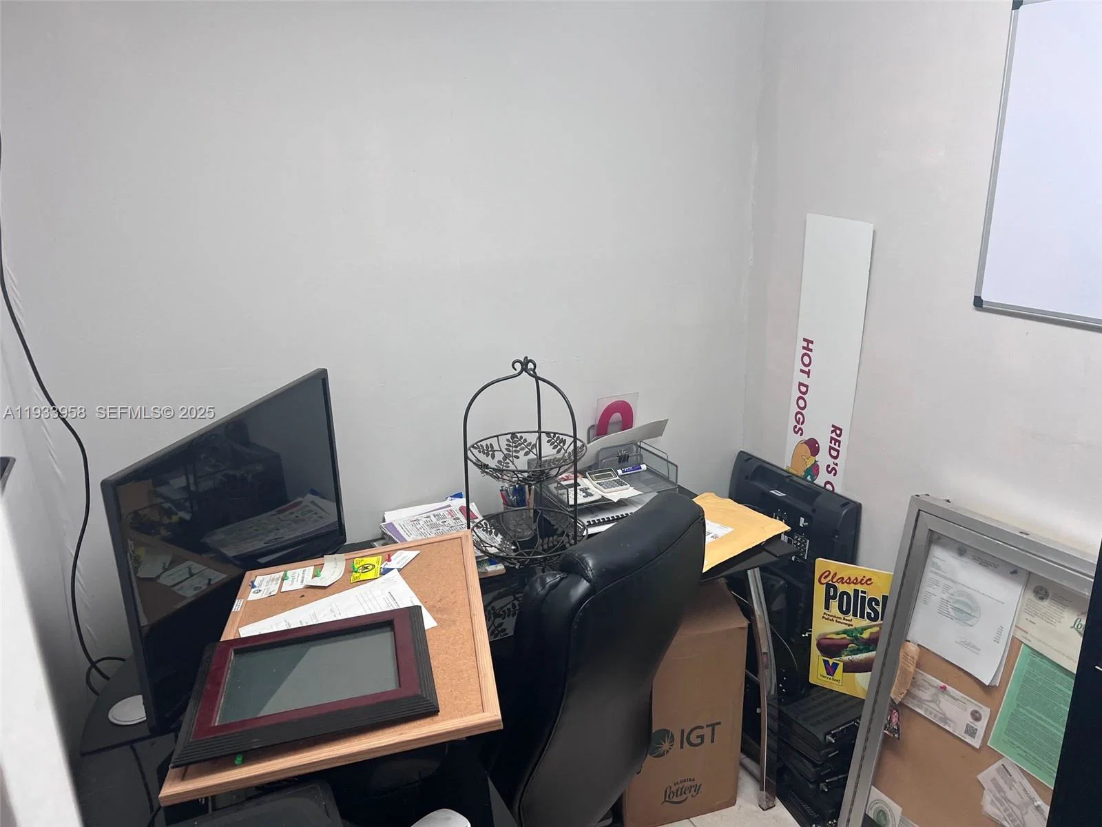 Established Bar and Restaurant with a Highly Sought After 4COP Liquor License