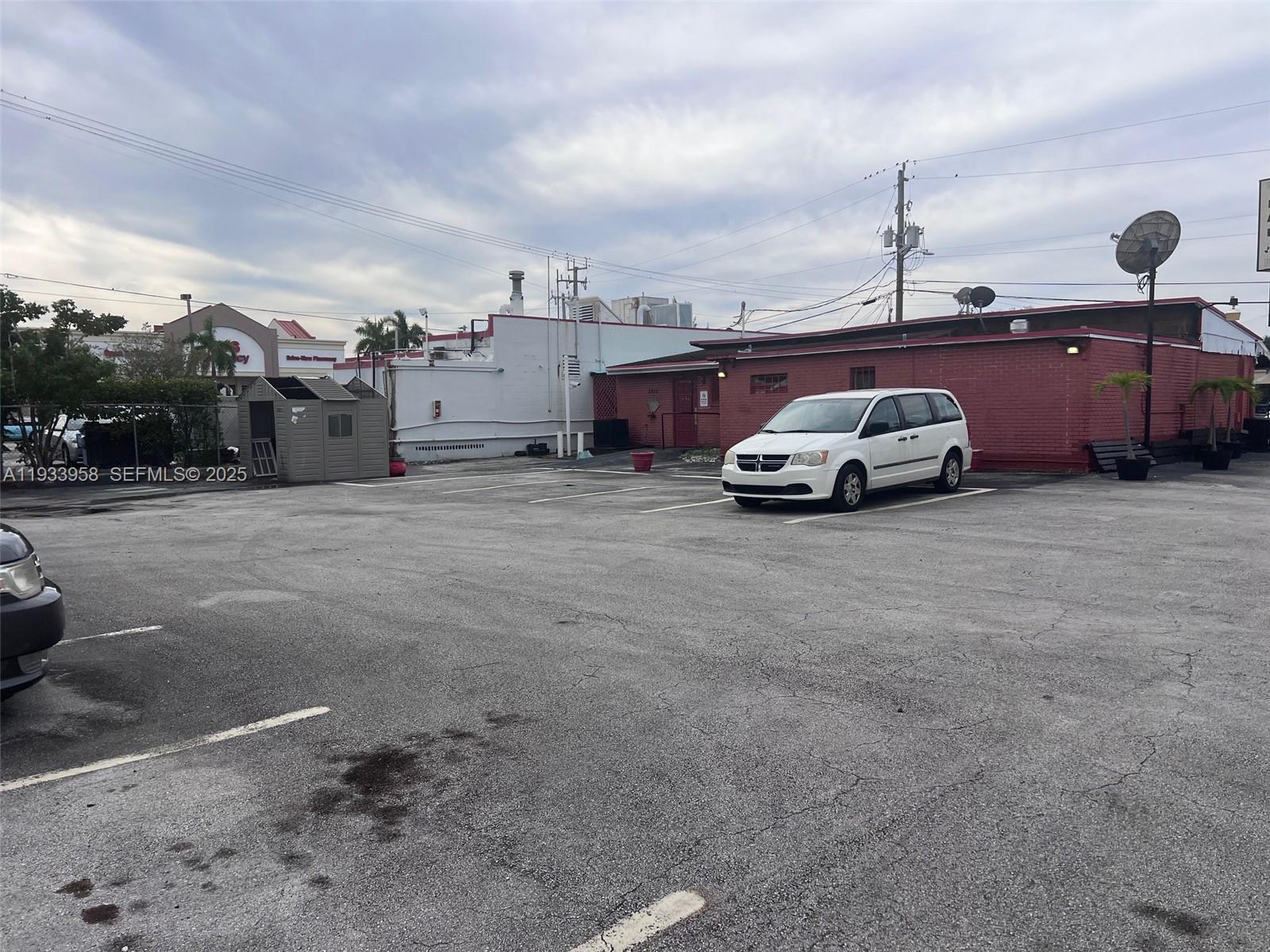 Established Bar and Restaurant with a Highly Sought After 4COP Liquor License