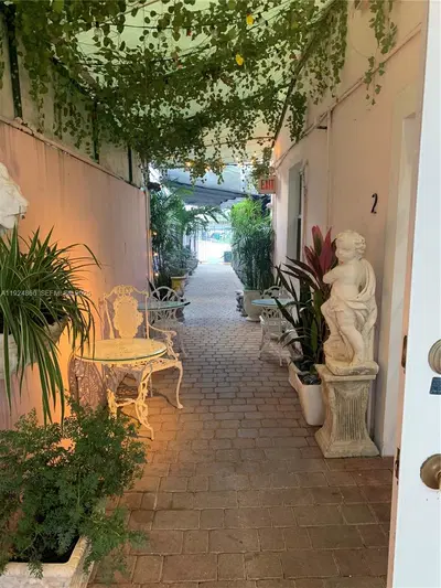 Unique Garden Cafe Opportunity with Retail Beer and Wine License