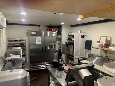 Unique Garden Cafe Opportunity with Retail Beer and Wine License