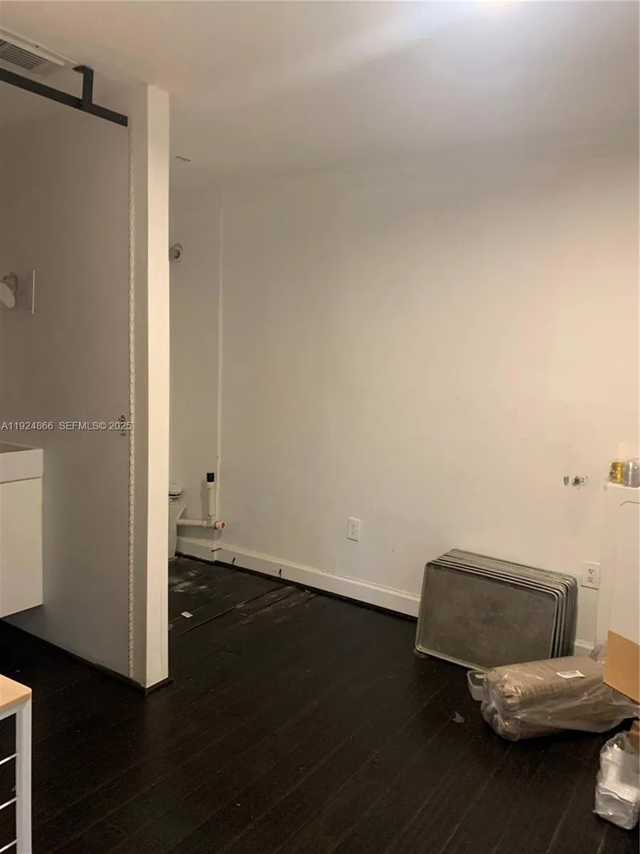 Unique Garden Cafe Opportunity with Retail Beer and Wine License