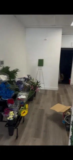 Turnkey Flower Shop with Major Floral Network Affiliations