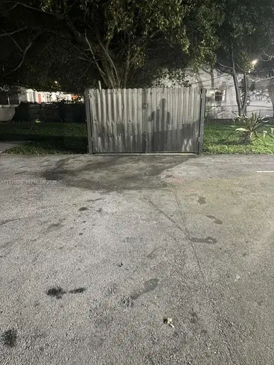 Turnkey Bar and Restaurant with Ample Parking