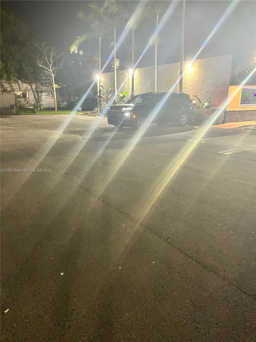 Turnkey Bar and Restaurant with Ample Parking