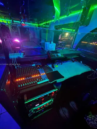 Turnkey Bar and Restaurant with Ample Parking