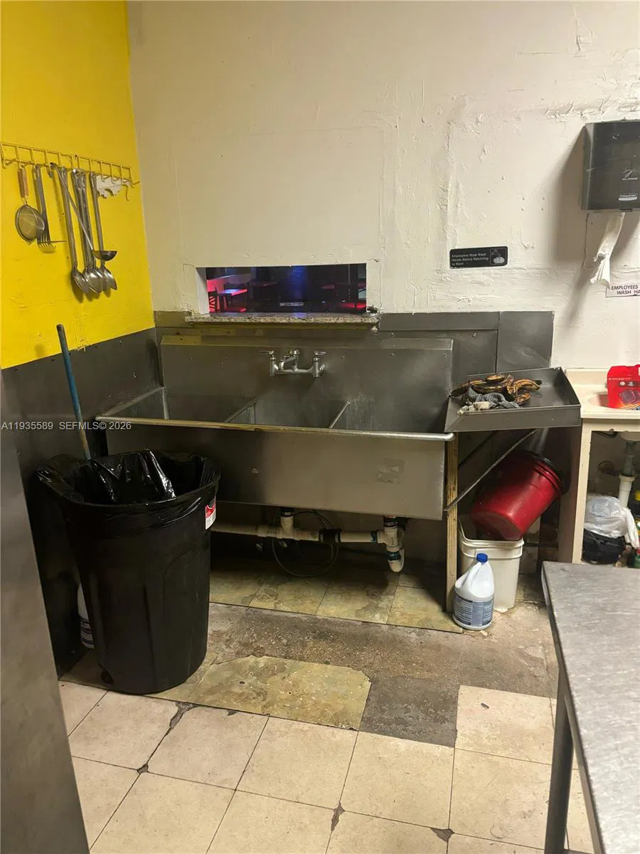 Turnkey Bar and Restaurant with Ample Parking