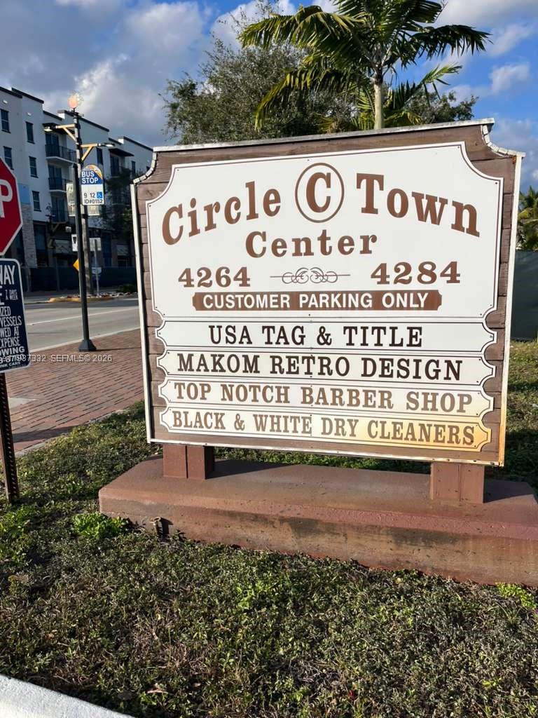 Niche Retro Furniture Retailer with Growth Potential