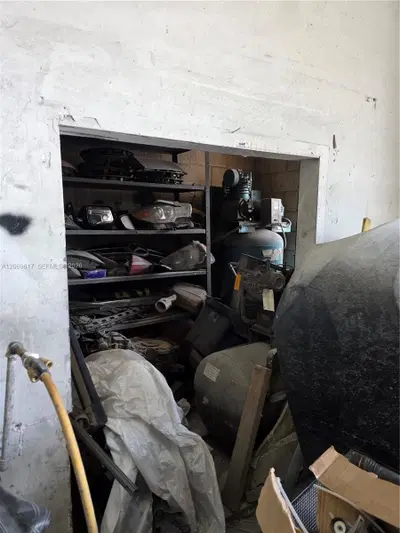 Established Auto Body and Paint Operation with Dedicated Production Areas