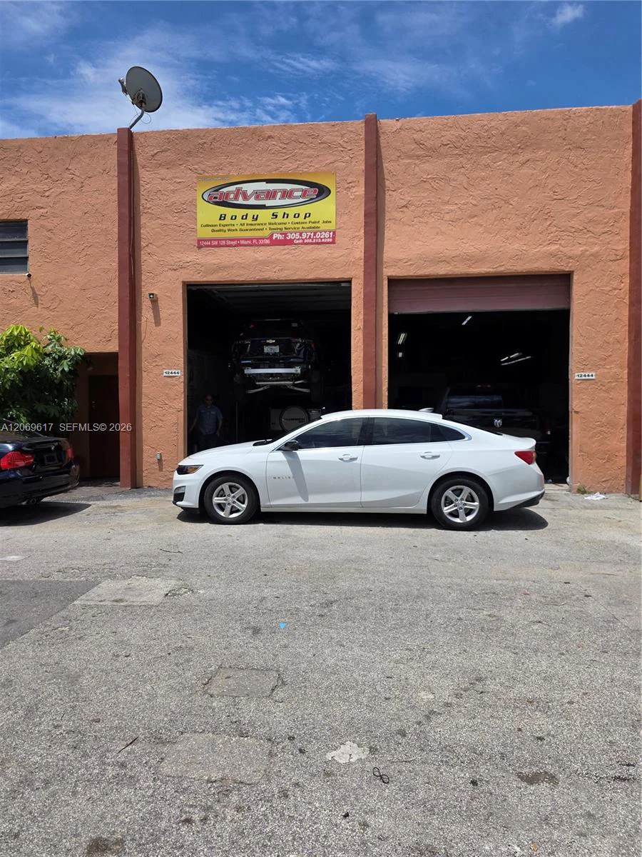 Established Auto Body and Paint Operation with Dedicated Production Areas
