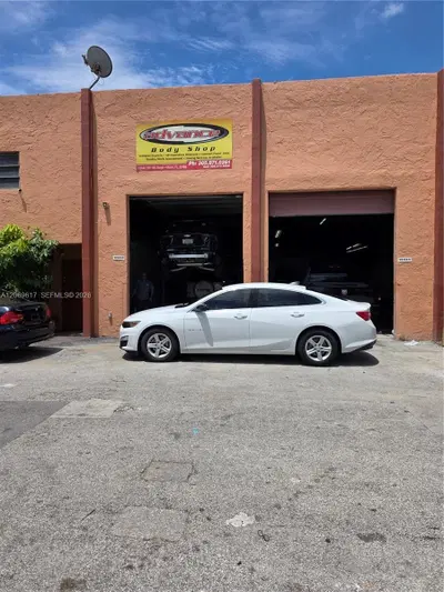 Established Auto Body and Paint Operation with Dedicated Production Areas