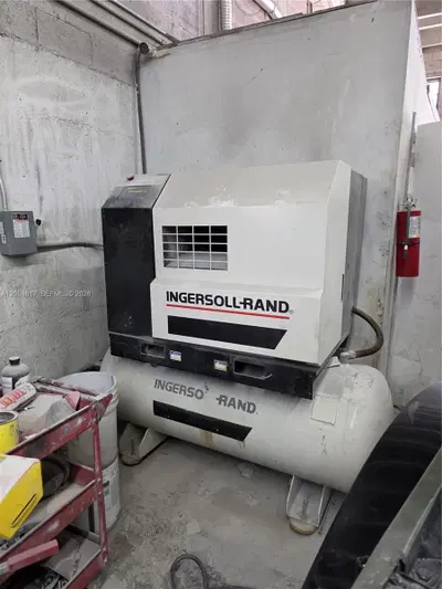 Established Auto Body and Paint Operation with Dedicated Production Areas