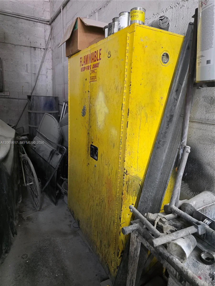 Established Auto Body and Paint Operation with Dedicated Production Areas