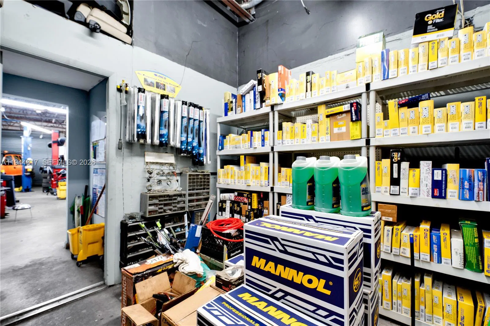 Established Automotive Repair Shop with Loyal Clientele