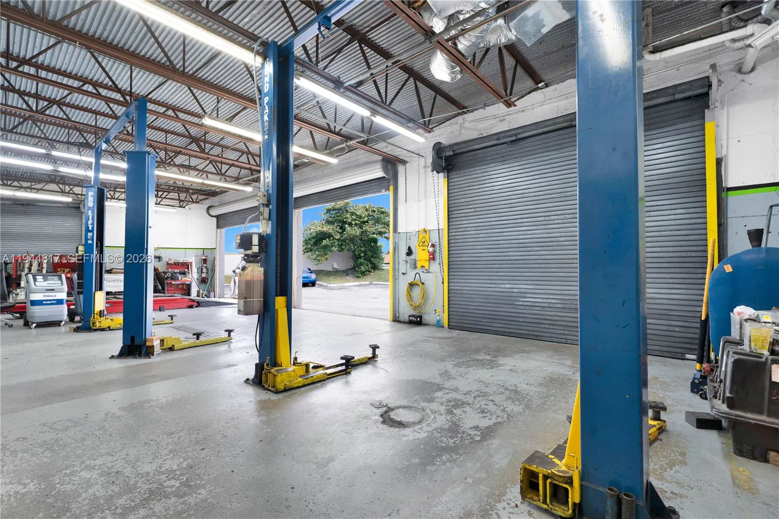 Established Automotive Repair Shop with Loyal Clientele