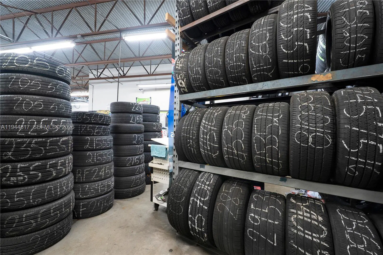 Established Automotive Repair Shop with Loyal Clientele