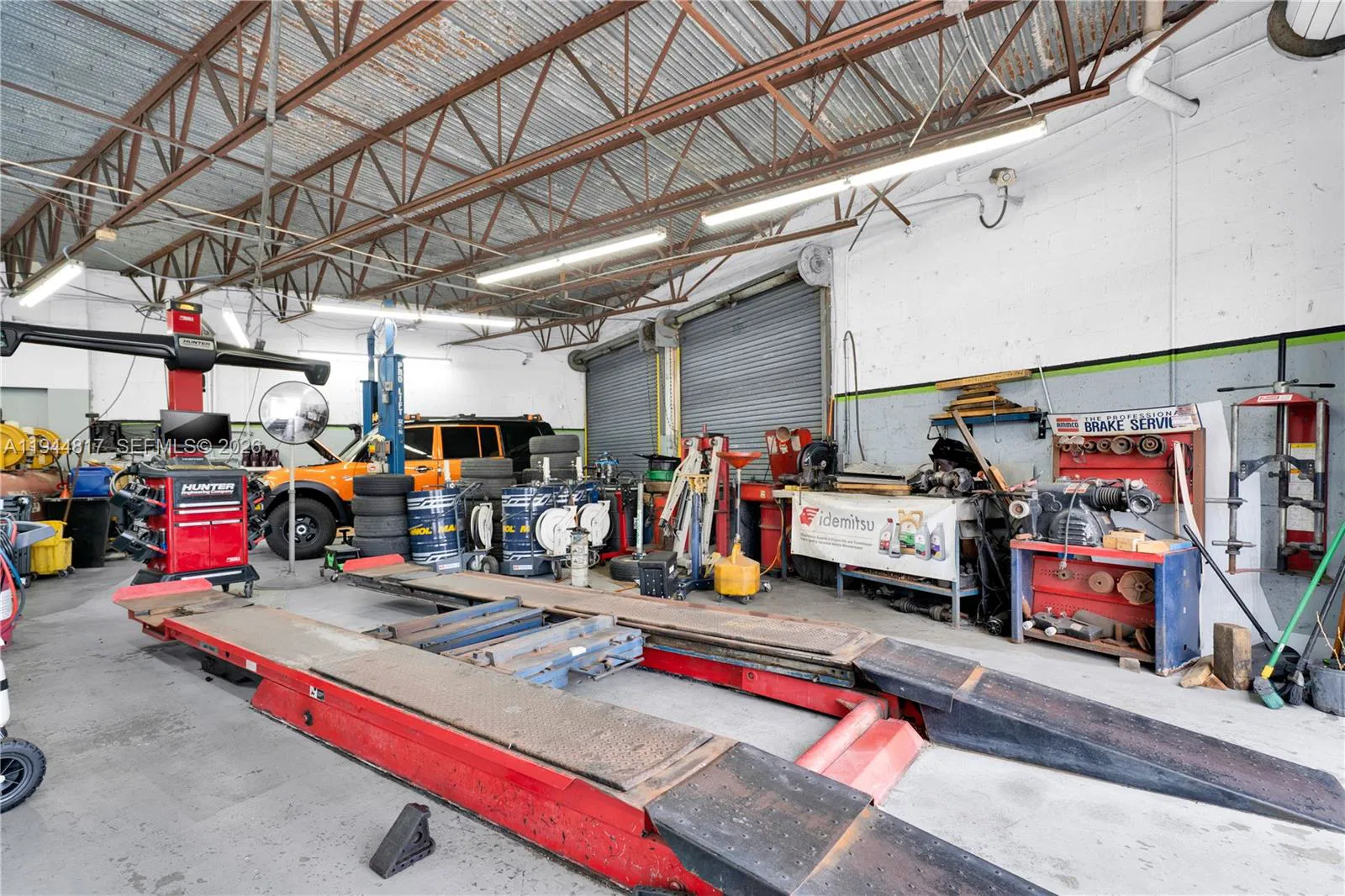 Established Automotive Repair Shop with Loyal Clientele