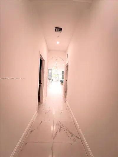 Established Nail Salon with Loyal Clientele