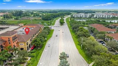 Turnkey Restaurant with Prime Shopping Center Location