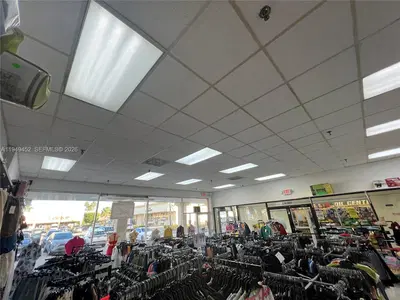 Established Clothing Store with High Foot Traffic