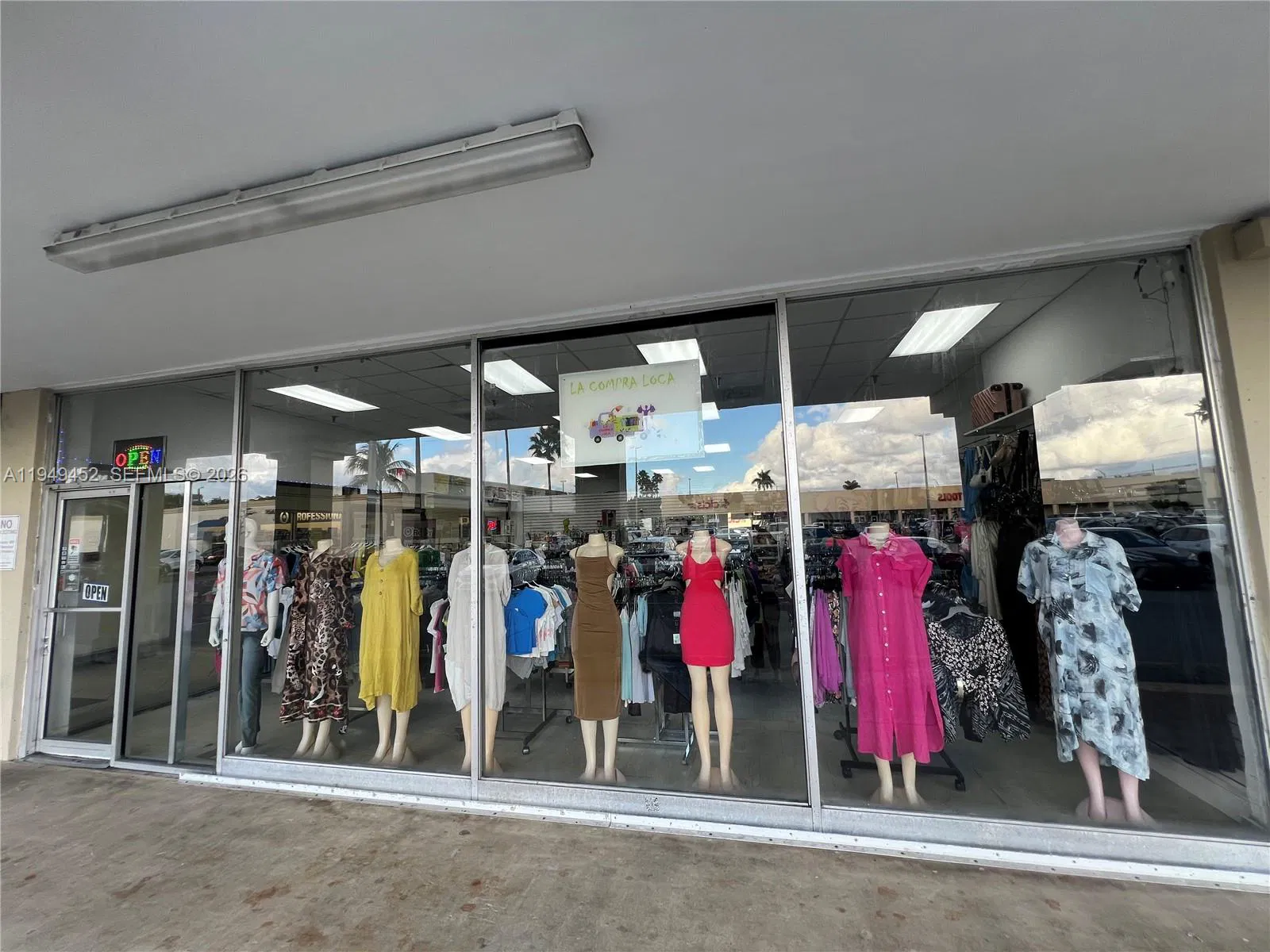 Established Clothing Store with High Foot Traffic