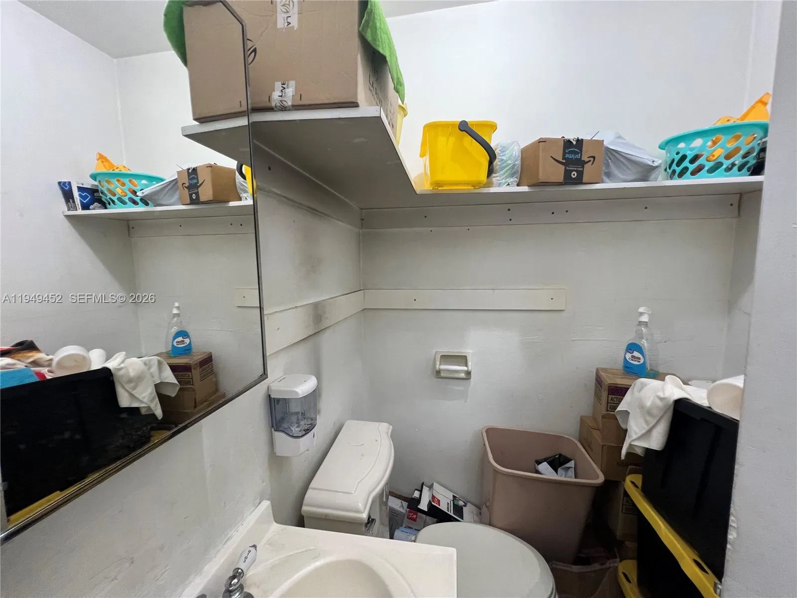 Established Clothing Store with High Foot Traffic