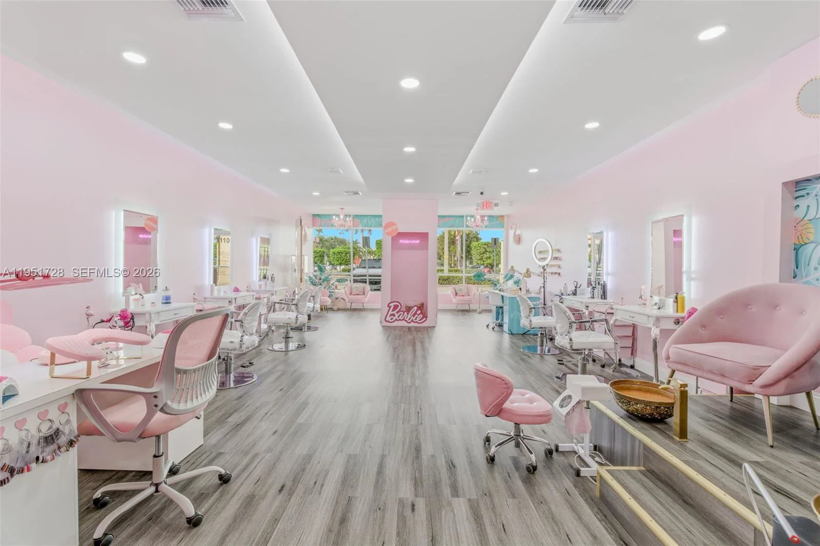 Turnkey Hair Salon with High End Finishes