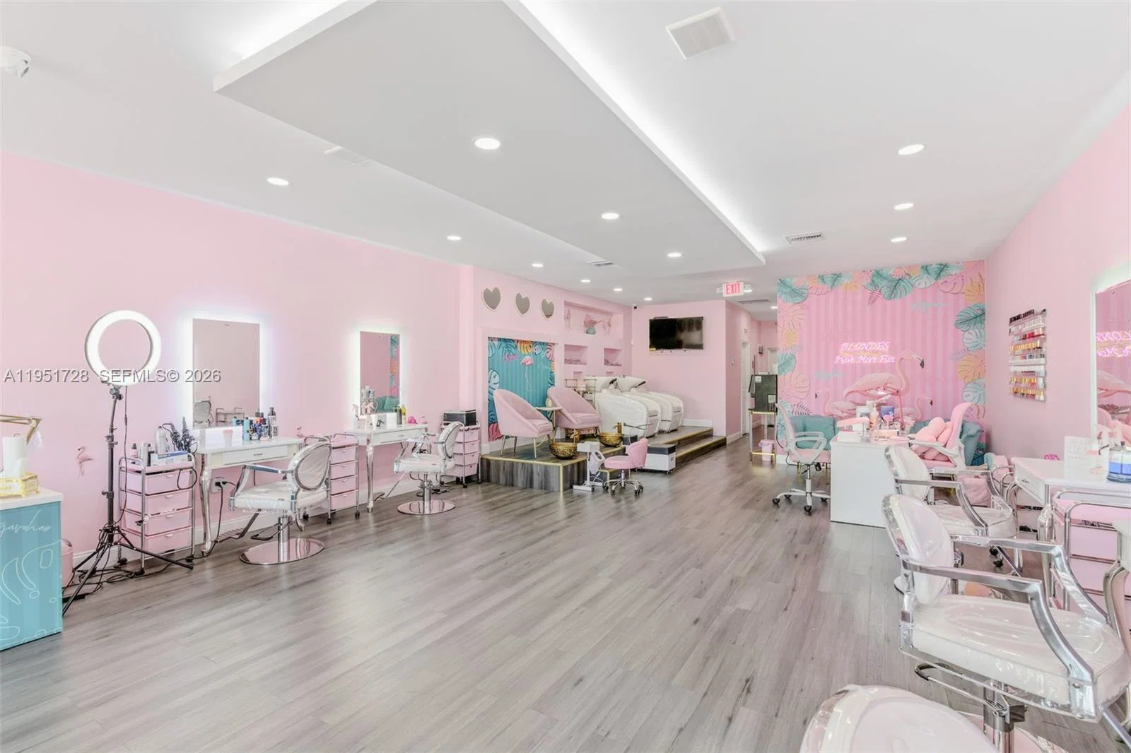 Turnkey Hair Salon with High End Finishes