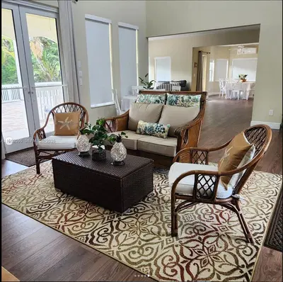 Premier Waterfront Bed  Breakfast and Special Events Venue